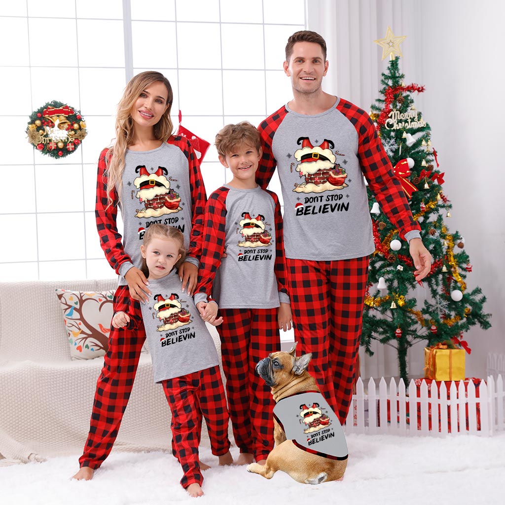 Funny Matching Family Pajamas For Christmas Quotes - variant image 1